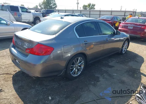 2013 Infiniti G37 Journey z USA, uszkodzony, nr VIN JN1CV6AP6DM723804